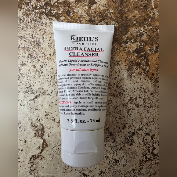 Kiehl's Ultra Facial Cleanser Brand New - Picture 1 of 2